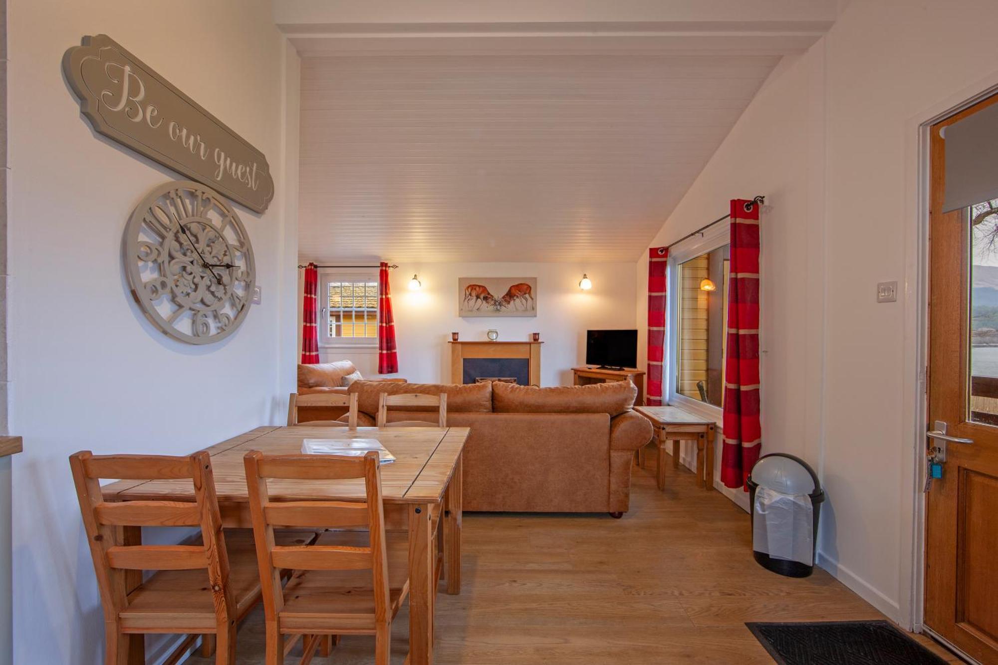 Appin Holiday Homes -Caravans, Lodges, Shepherds Hut And Train Carriage Stays Екстериор снимка