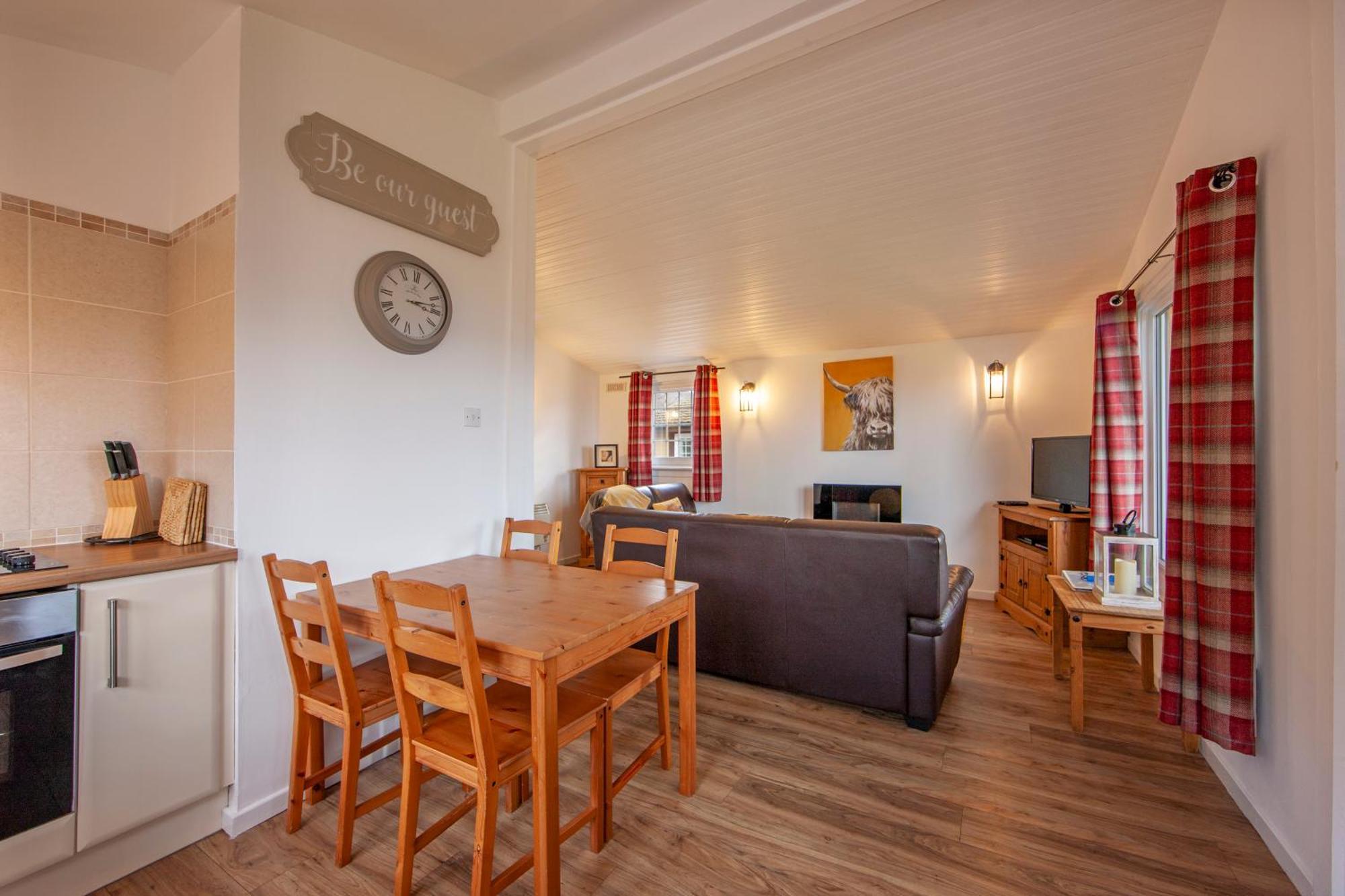 Appin Holiday Homes -Caravans, Lodges, Shepherds Hut And Train Carriage Stays Екстериор снимка
