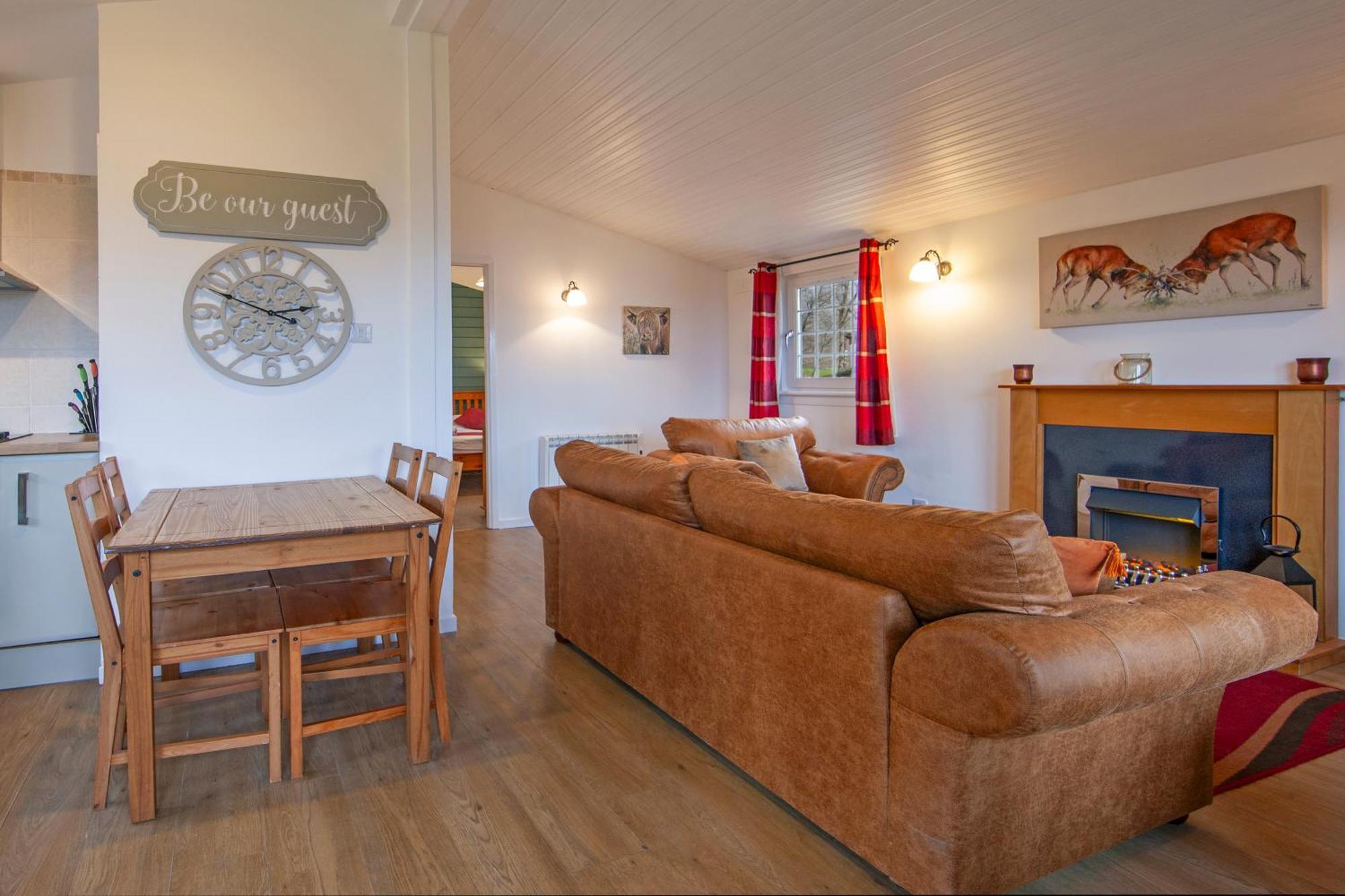 Appin Holiday Homes -Caravans, Lodges, Shepherds Hut And Train Carriage Stays Екстериор снимка